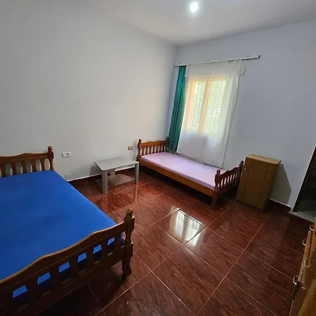 招待所 Guest House Tirana